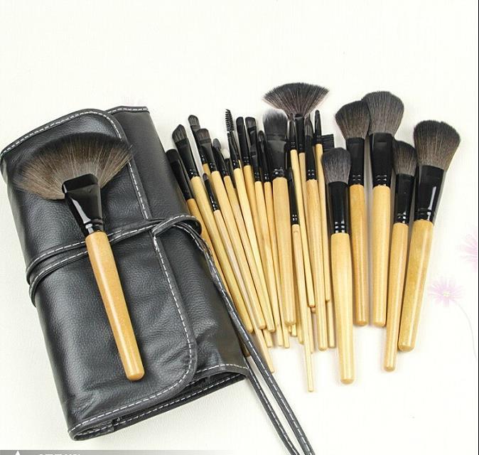 Bobbi brown 32 pcs brush set