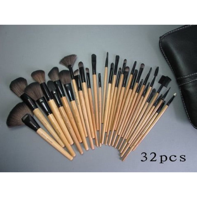 Bobbi brown 32 pcs brush set