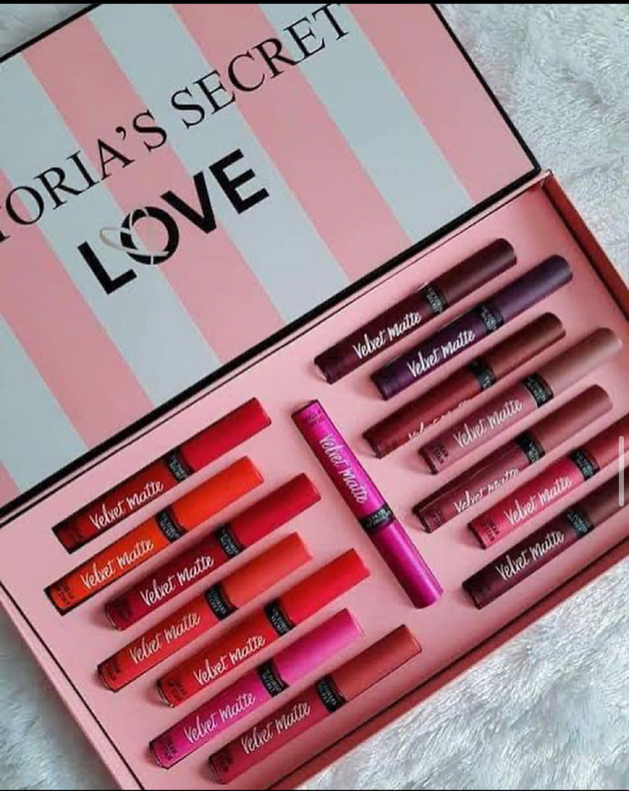 Victoria secret velvet matte lip set