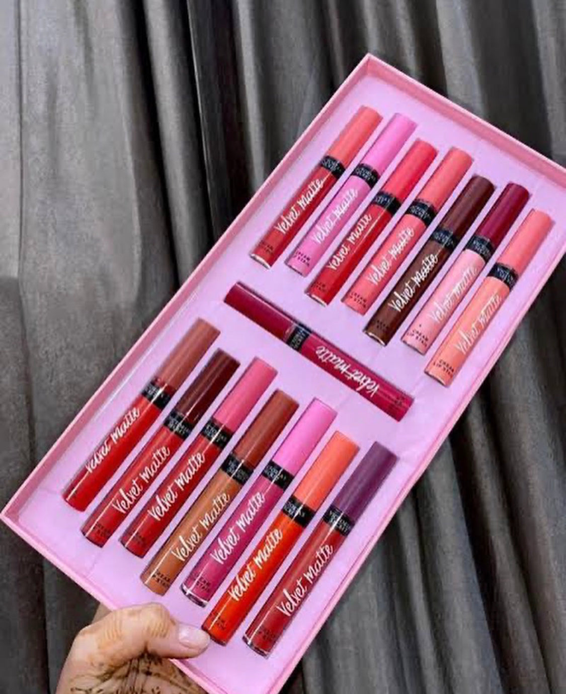 Victoria secret velvet matte lip set