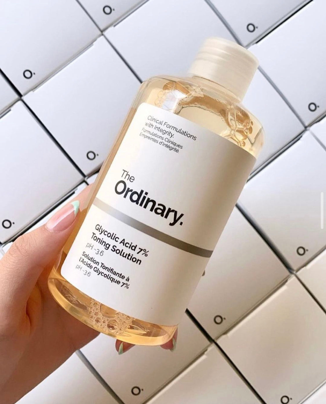 The ordinary glycolic acid 7% toning solution 240ML