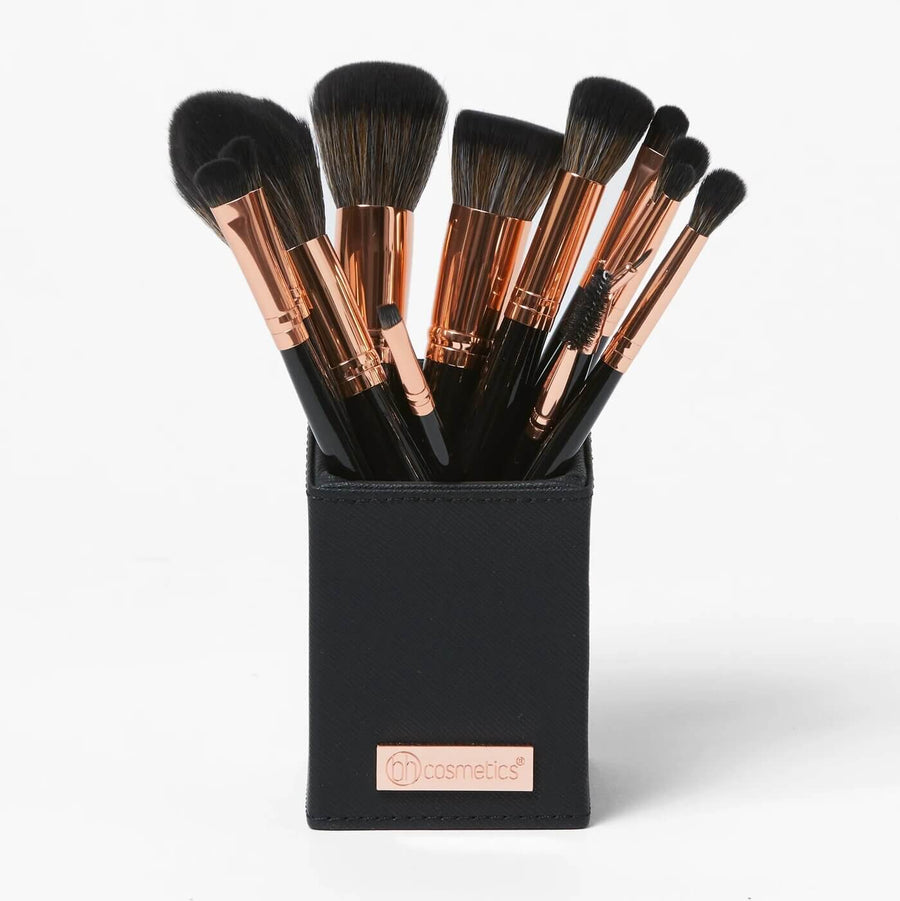 BH cosmetics black signature brush set