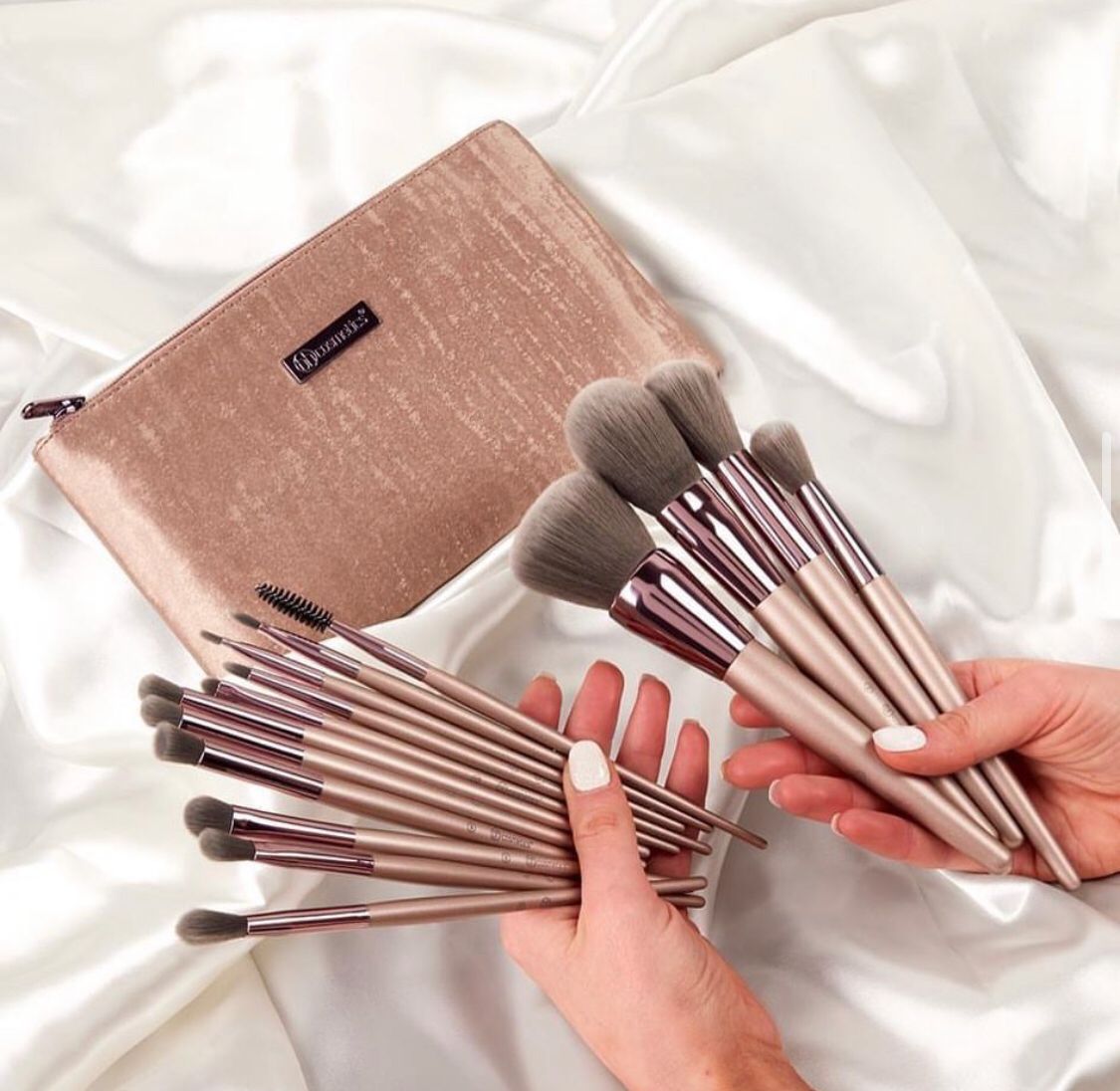 BH cosmetics lavish elegance brush set