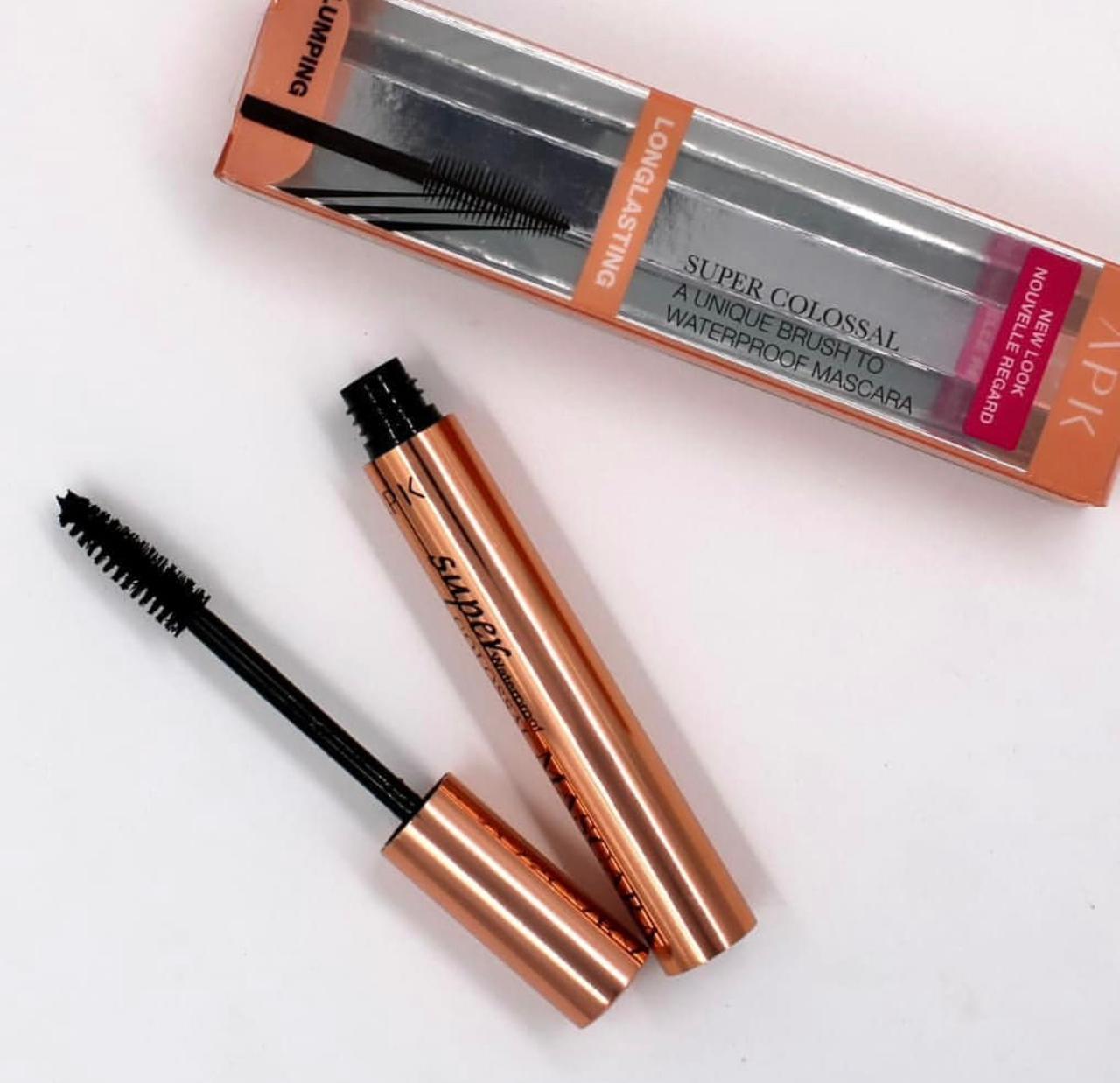 Apk super colossal waterproof mascara