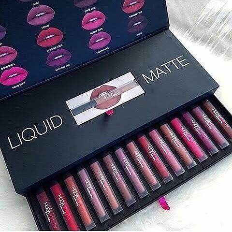 Huda beauty liquid matte lipstick n lipgloss tray