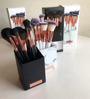 BH cosmetics signature brush set