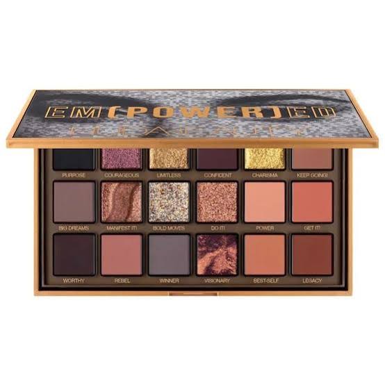 Huda beauty empowered eyeshadow palette